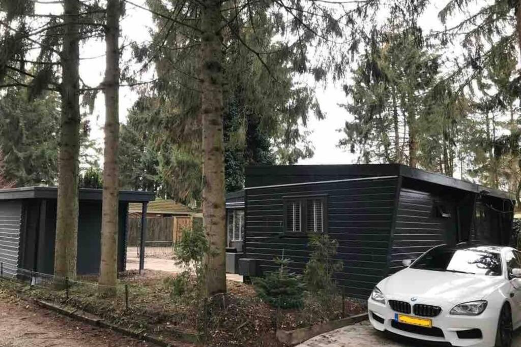 Uniek Chalet Op De Veluwe, In Bosrijke Omgeving. プッテン エクステリア 写真