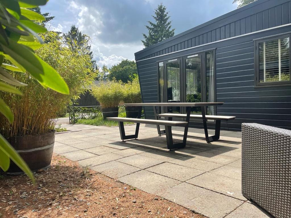 Uniek Chalet Op De Veluwe, In Bosrijke Omgeving. プッテン エクステリア 写真